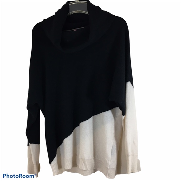 Sweaters - Bloomingdales Cashmere Cowl Neck Sweater Vintage